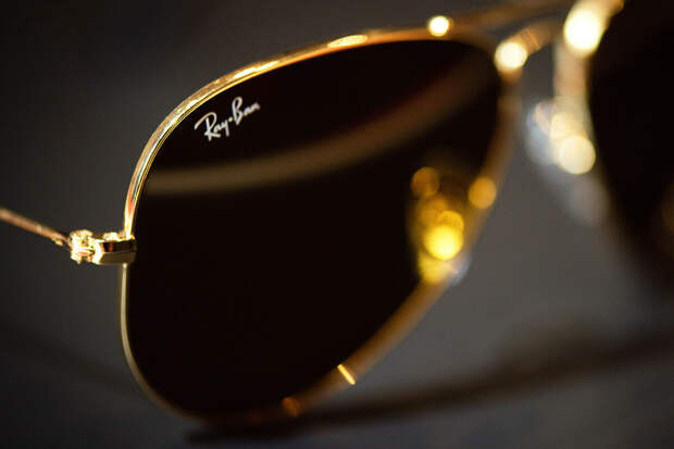 Врач Шилова: прогулки без солнцезащитных очков весной могут привести к катаракте