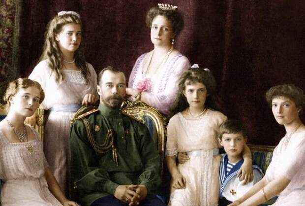 Как жилось царской семье Романовых?