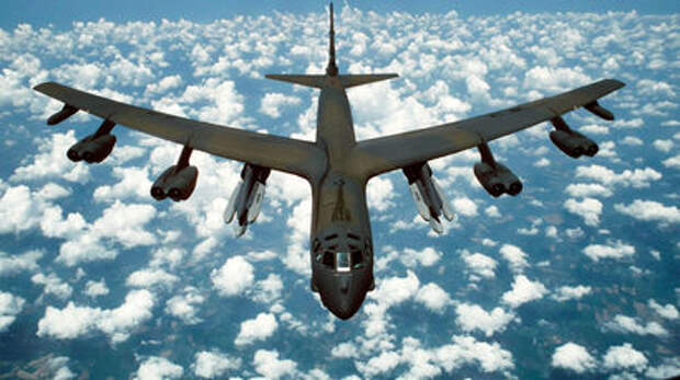 США впервые за 25 лет разместят на Ближнем Востоке бомбардировщики B-52