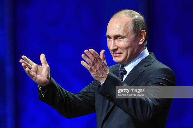 Putin-Hands-Forward