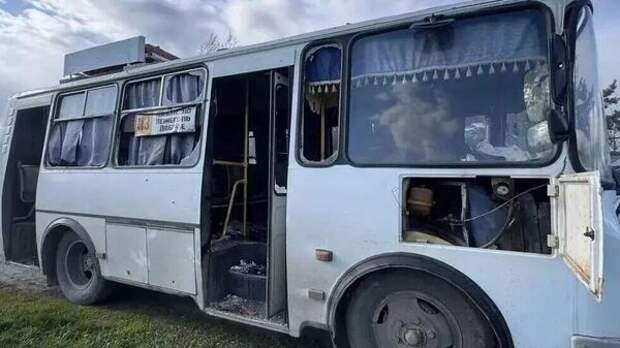 Дрон ВСУ ударил по автобусу в Белгородской области, погибли женщины, много раненых