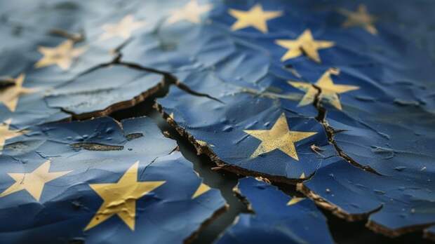 Эксперт Пейл: НАТО терпит поражение, продолжая поддерживать Киев в конфликте