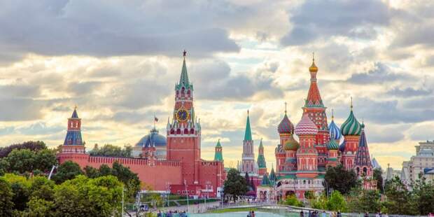 Директор Московского зоопарка поддержала решение президента выдвигаться на выборы в марте 2024 года. Фото: М. Денисов mos.ru. Пресс-служба мэра и Правительства Москвы
