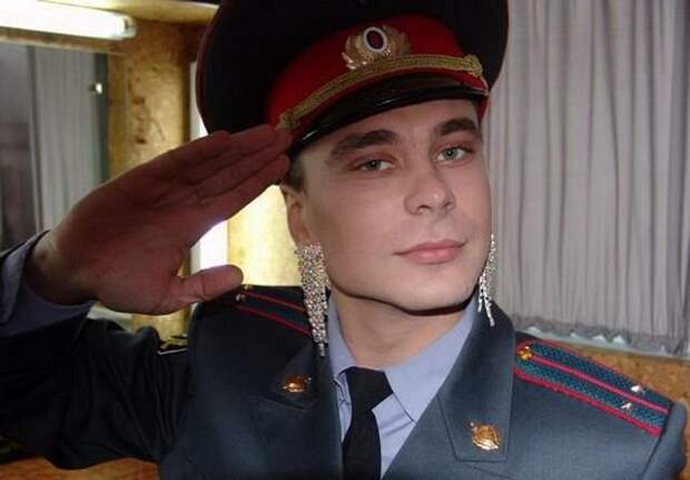 С днем полиции!
