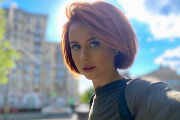 Актриса Мирослава Карпович опровергла, что выходит замуж