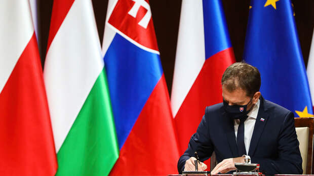 Новости Запада: Словакия просит Спутник, а Франция учит, кто такой Александр Невский