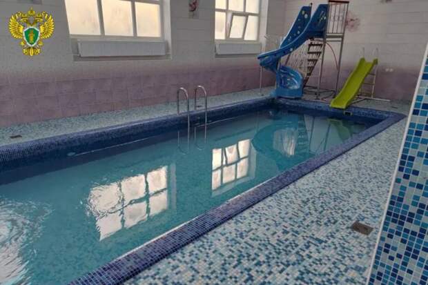 Девять детей отравились в бассейне в Стерлитамаке