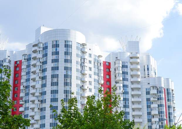 Многоэтажный дом. Фото: pixabay.com