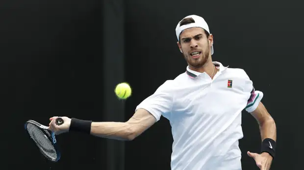 Хачанов обыграл Клижана и вышел в 1/8 финала «Ролан Гаррос»