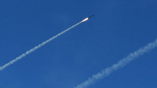 Откуда взялся? Таинственный объект над Израилем вызвал эффект северного сияния