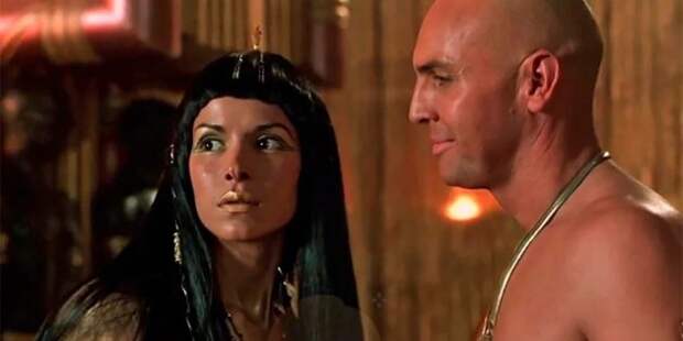 Жрец Имхотеп и супруга Тутанхамона Анксунамун