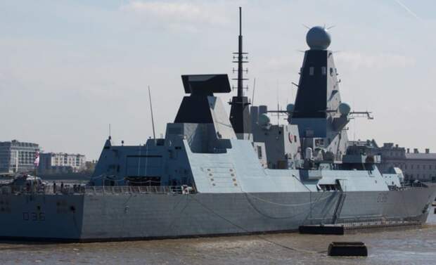 «Потащат на буксире»: Британским эсминцам приготовили марш позора в Чёрном море