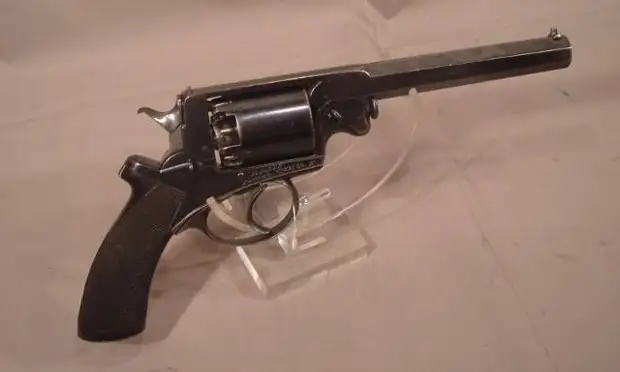 Совсем необычные пистолеты и револьверы