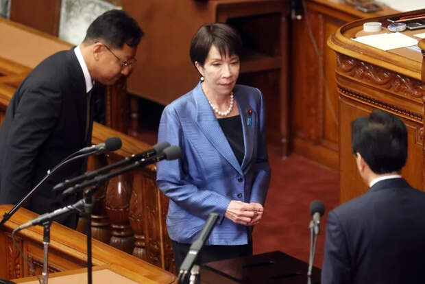 CBS: премьер Японии Такаити переехала в окутанный легендами о призраках дом