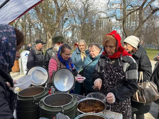 Крымская митрополия организовала пункты кормления малоимущих: адреса