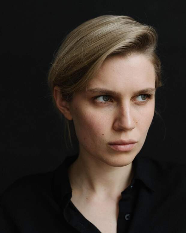 Дарья Мельникова и Артур Смольянинов развелись после 8 лет брака Дарья Мельникова и Артур Смольянинов развелись после 8 лет брака