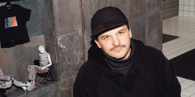 Двойник художника: почему художнику приходится догонять собственную карьеру