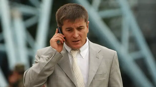 Президент «Анжи» отстранён от футбола на полгода условно