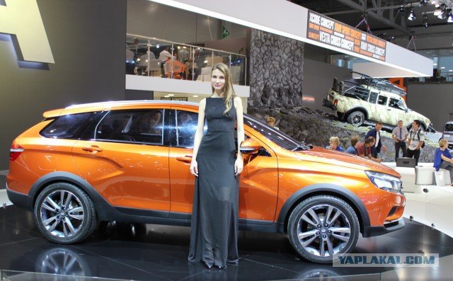 Все девушки Московского автосалона 2016