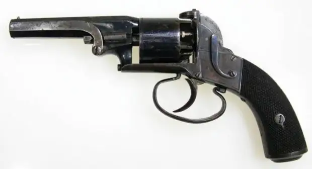 Совсем необычные пистолеты и револьверы