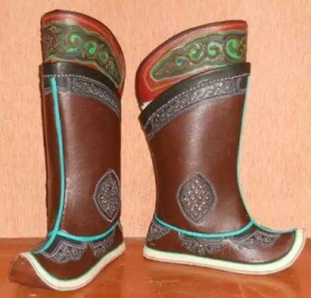 Обувь монголов