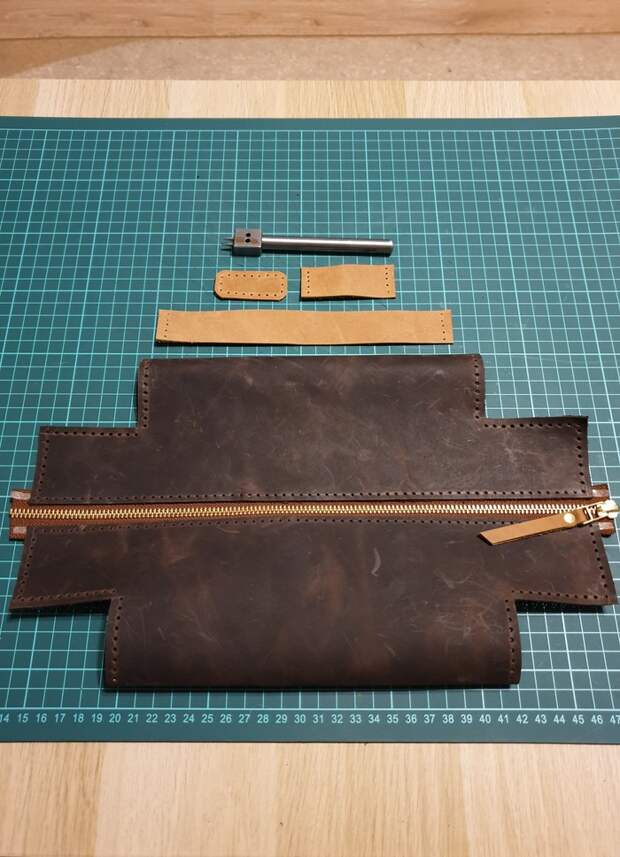 Doppkit или доÑÐ¾Ð¶Ð½Ð°Ñ ÐºÐ¾ÑмеÑиÑка Ðожевенное ÑемеÑло, Своими ÑÑками, ÐÐ·Ð´ÐµÐ»Ð¸Ñ Ð¸Ð· кожи, ÐоÑмеÑиÑка, ÐодаÑок, Ð ÑÑÐ½Ð°Ñ ÑабоÑа, ÐлиннопоÑÑ