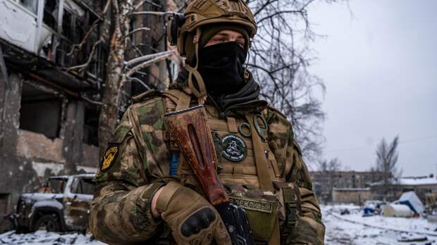 Поскольку крупное наступление российской армии по всей Украине обернётся колоссальными жертвами и разрушениями, Москва...