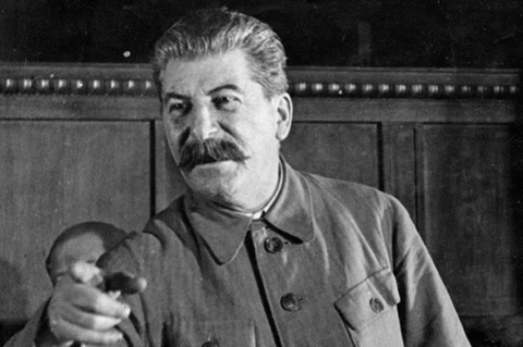 Петля времени: как рожденные при Путине будут голосовать за рожденных при Сталине