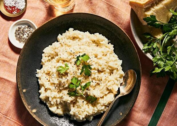 Ризотто с шафраном. \ Фото: saveur.com.