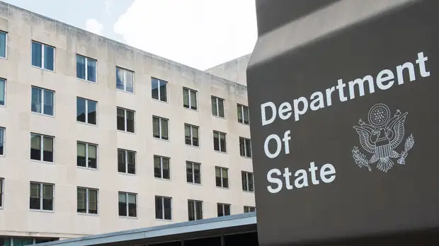 Госдеп США заявил о продолжении сотрудничества с Россией по решению кризиса безопасности
