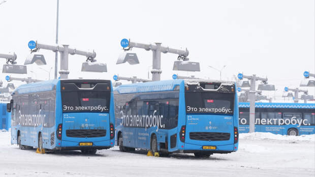Более 400 электробусов пополнят городской парк Москвы в 2026 году