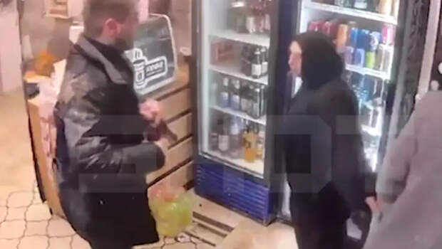 Сын депутата устроил погром в продуктовом магазине в Дагестане