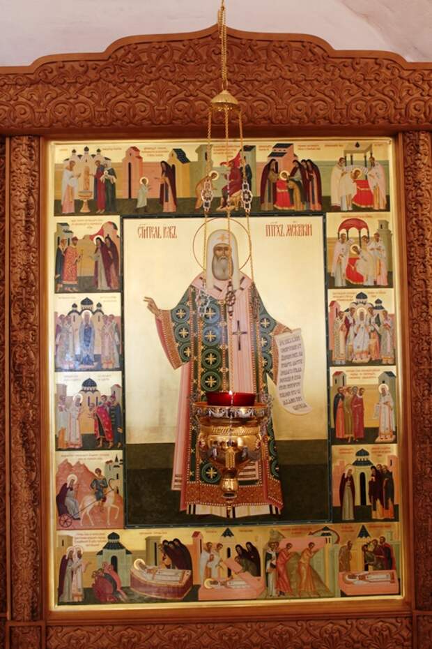 18 апреля - Перенесение мощей святителя Иова, патриарха Московского и всея Руси.