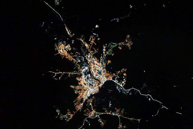 Красота зимней Сибири на фото глазами российских космонавтов. Фоторепортаж