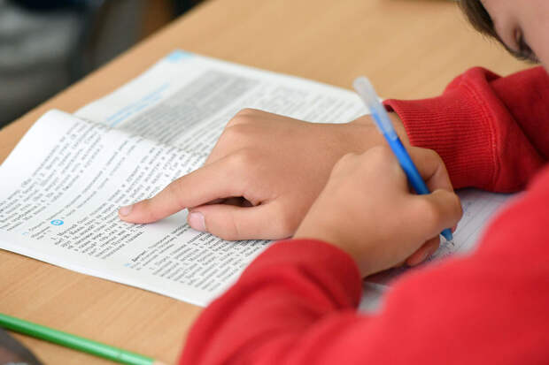 НИУ ВШЭ: слова, которые часто пишут с ошибками, распознаются медленнее