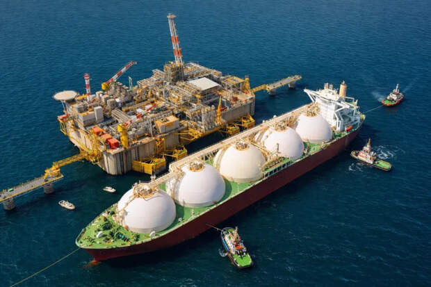 В то время как СПГ во всём мире дорожает, Россия устанавливает небывалые скидки