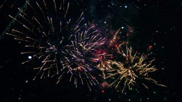 Фейерверк в Барнауле / Фото: amic.ru