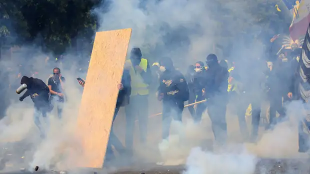 «Новый смысл Дня солидарности трудящихся»: как во Франции прошли первомайские демонстрации