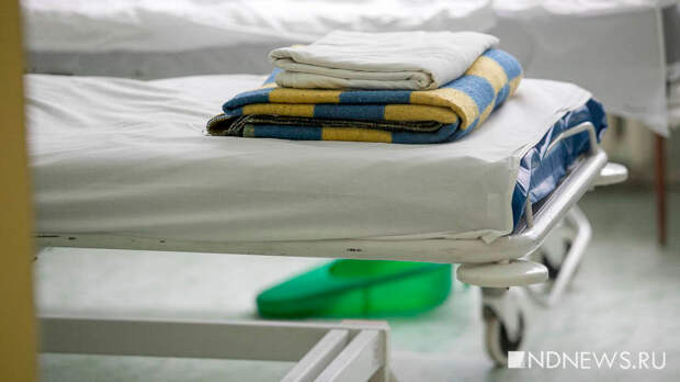 Массовое заражение ботулизмом: в больницах находятся более 300 человек