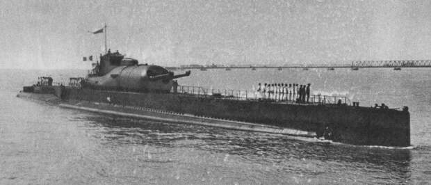 Подводный крейсер «Сюркуф»