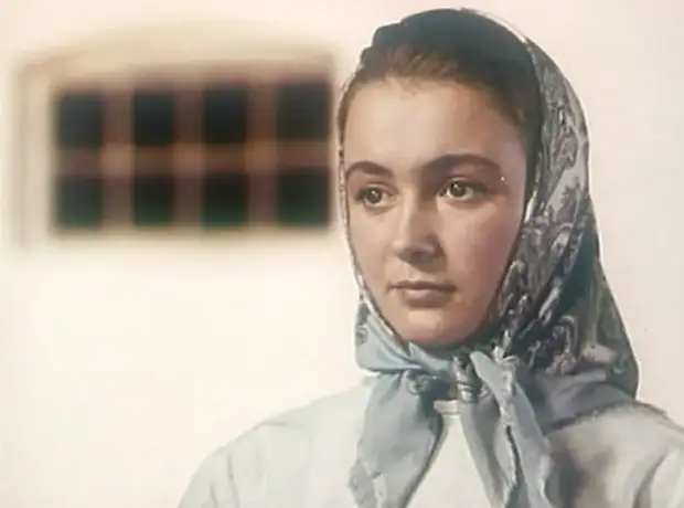 Любовь Стриженова. Капитолина из «Вечного зова» бросила все и ушла в монахини. 2 неудачных брака, кто дети и как живет актриса?