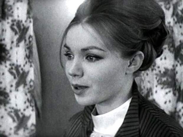 Валентина Теличкина в фильме *Начало*, 1970 | Фото: kino-teatr.ru Валентина Теличкина в фильме *Начало*, 1970 | Фото: kino-teatr.ru
