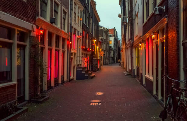 «Квартал красных фонарей» в Амстердаме хотят реновировать
