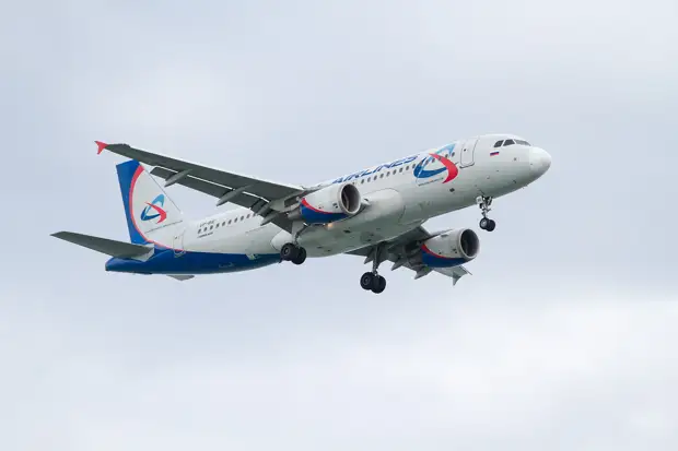 "Уральские авиалинии" приостанавливает рейсы из Екатеринбурга в Азербайджан с 8 по 26 марта