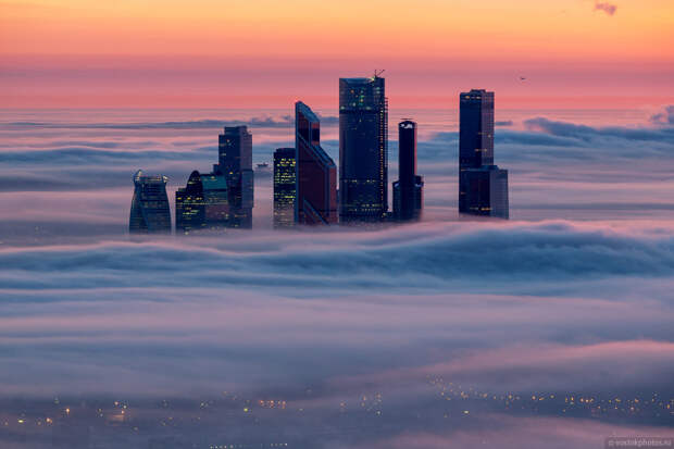 Москва под облаками