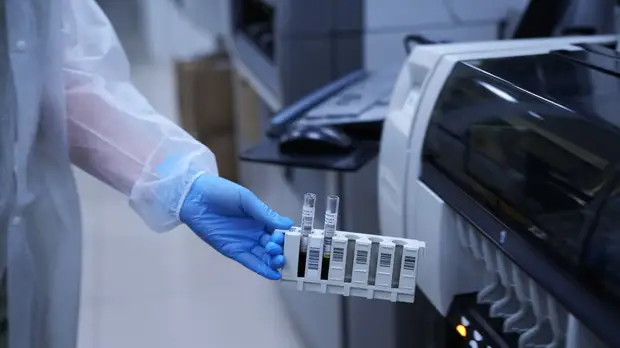 Скворцова назвала долю случаев омикрон-штамма среди обследуемых ФМБА