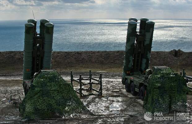Зенитный ракетный комплекс С-400 Триумф полка противовоздушной обороны в Феодосии