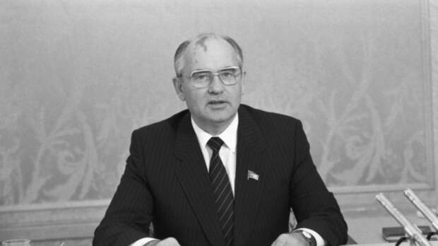 Официальный оклад у Михаила Сергеевича был небольшой – 500 руб. / Фото: svoboda.org