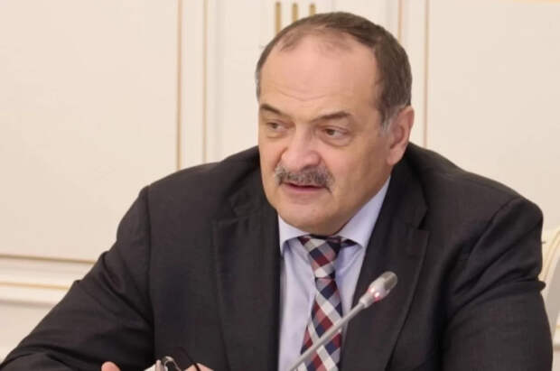 Меликов: в Дагестане загорелись 35 труб после конфликта на стройке водовода