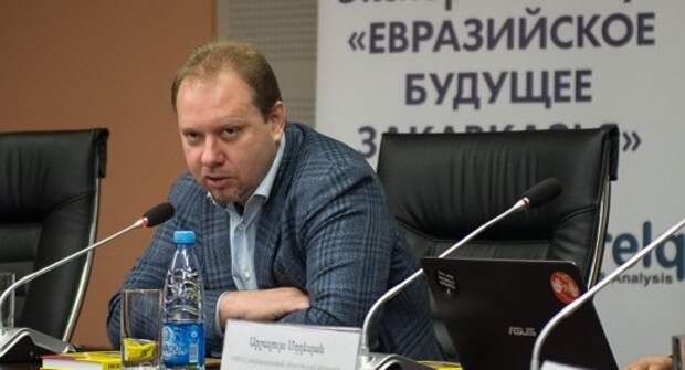 Почему россияне голосуют за Путина? 